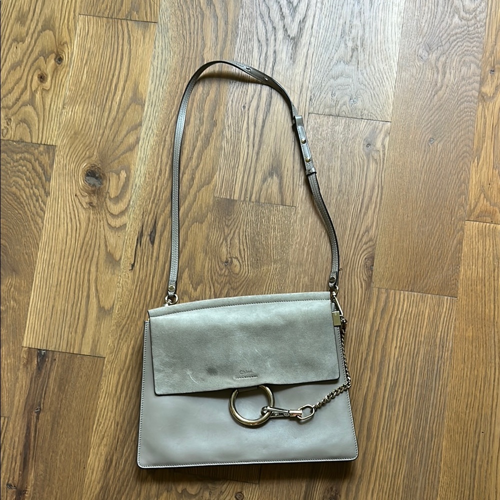 Chloe// medium Faye purse